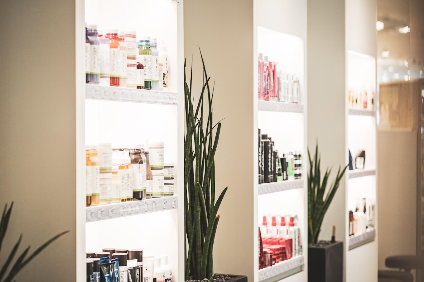 Friseurstudio Kosmetikstudio Salzburg Europastraße  (2)